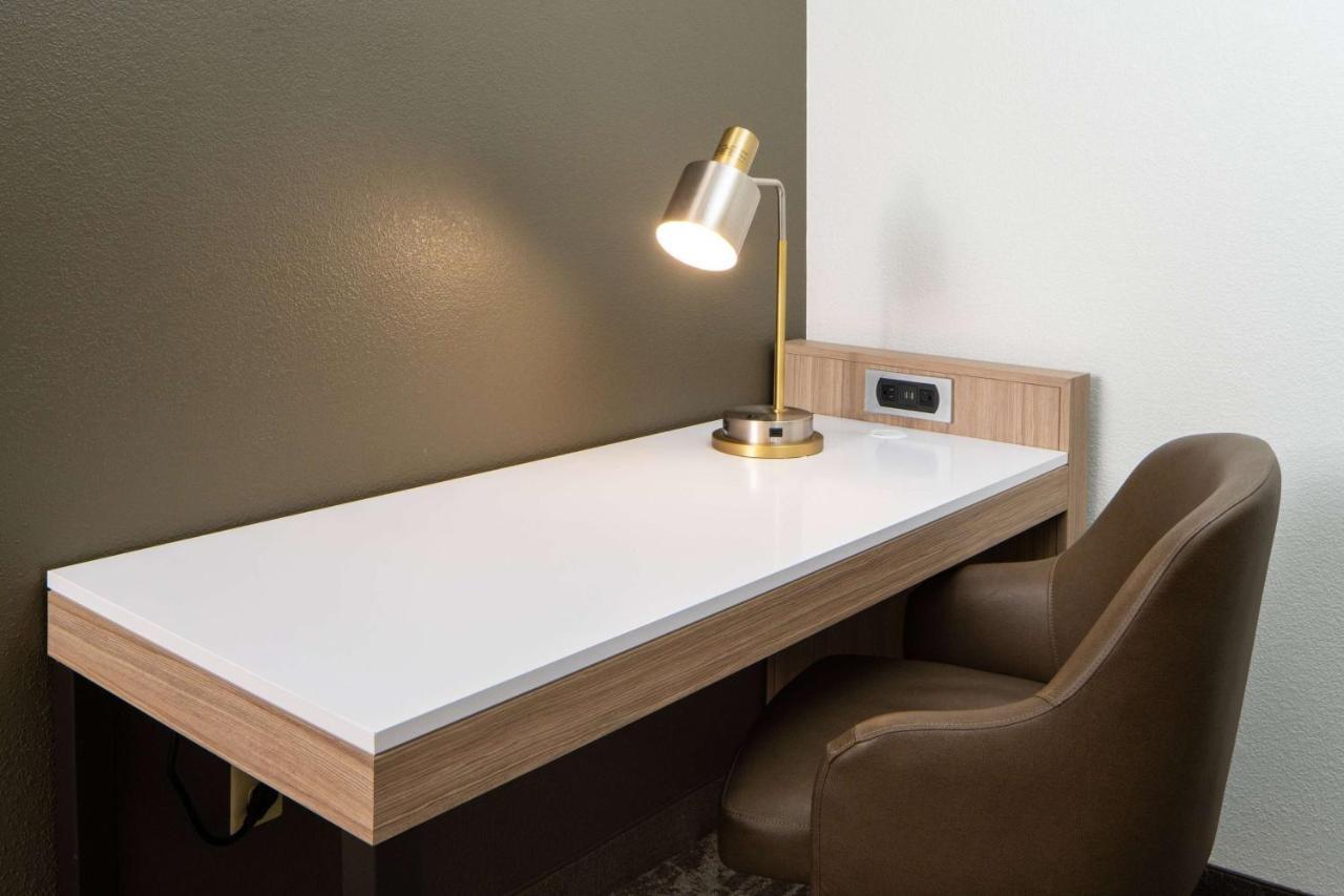 Sonesta Select Seattle Renton Suites Экстерьер фото
